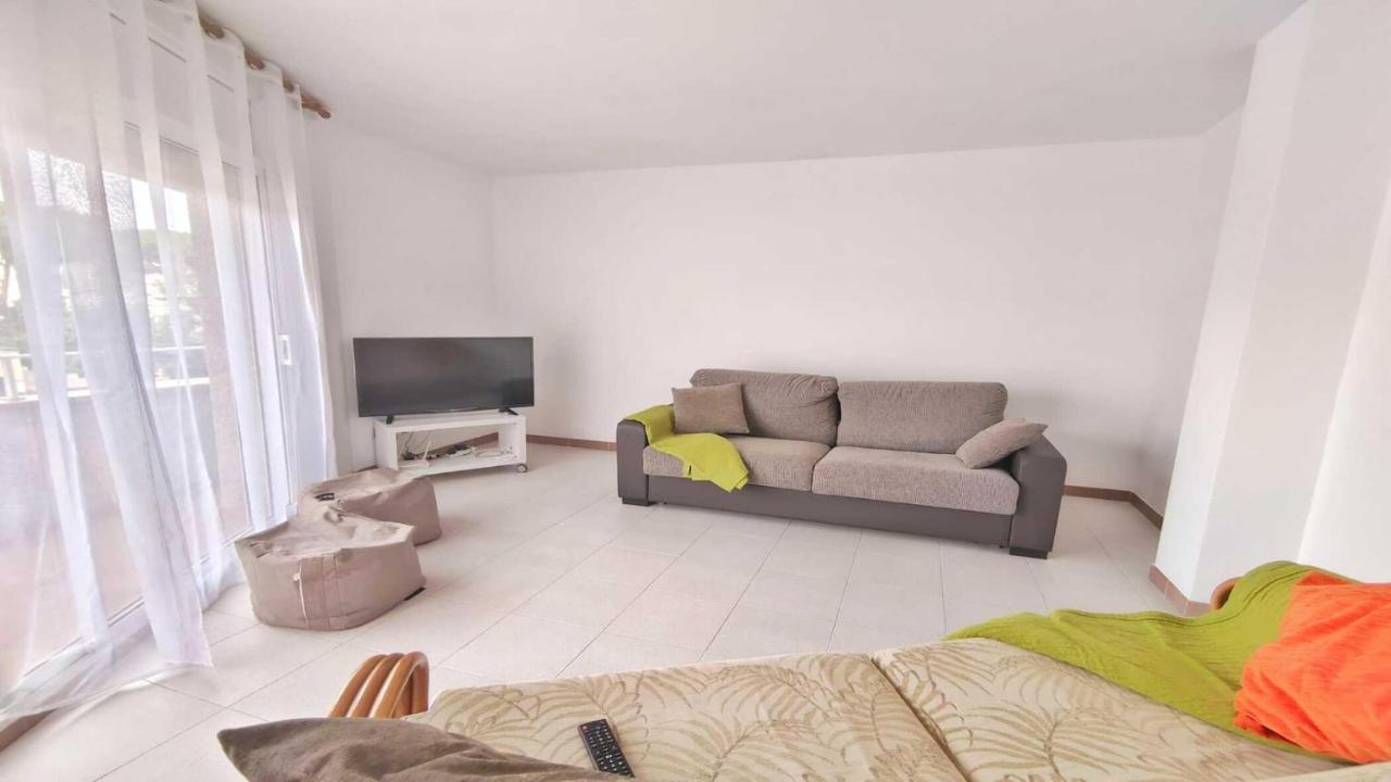 Vacay Apartamento Costamar, A Pasos De La Playa En Costa Brava , L'Escala Exterior photo