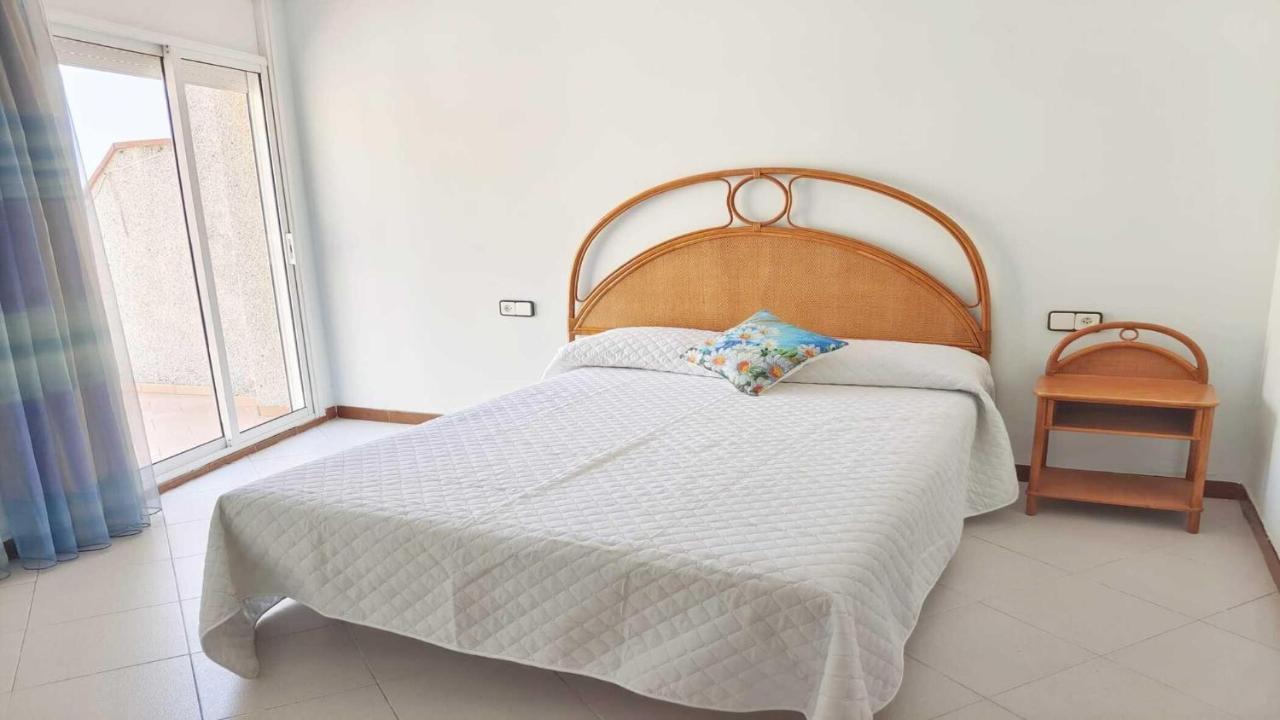 Vacay Apartamento Costamar, A Pasos De La Playa En Costa Brava , L'Escala Exterior photo
