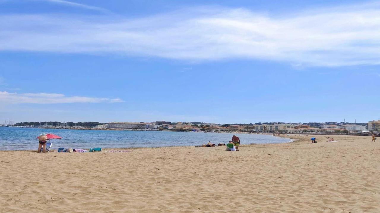 Vacay Apartamento Costamar, A Pasos De La Playa En Costa Brava , L'Escala Exterior photo